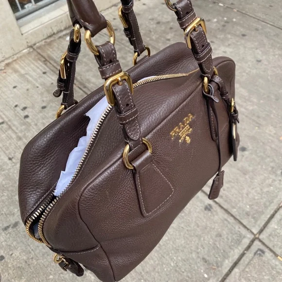 Auth PRADA Leather Satchels+Tag+Key+Cloche+Padlock - Picture 2 of 12